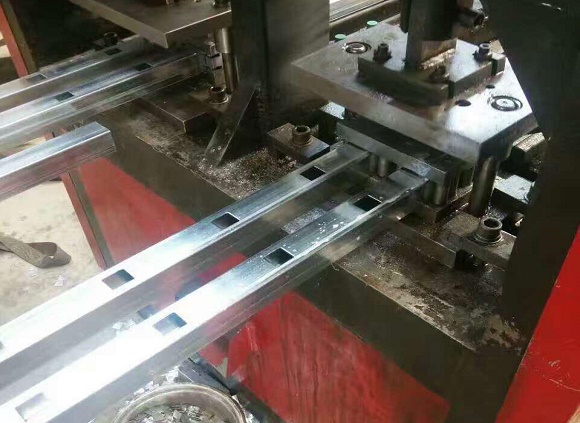 ledong乐动最新下载_乐动ledong(中国)家具管加工——开孔